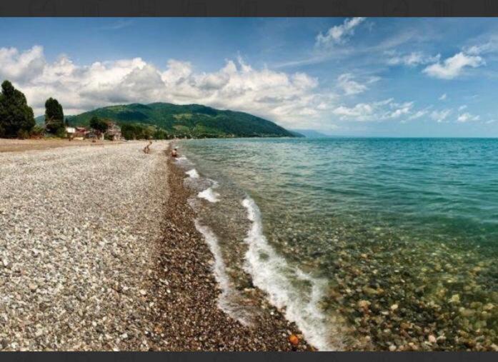 Sea breeze Ξενοδοχείο Tsandrypsh Εξωτερικό φωτογραφία